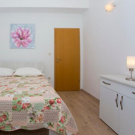 Apartments Dundic Makarska Eksteriør billede